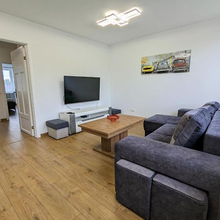 Lovely 2-Bedroom Flat In The Heart Of Druskininkai Eksteriør billede
