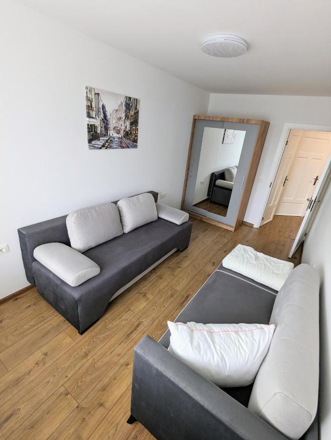 Lovely 2-Bedroom Flat In The Heart Of Druskininkai Eksteriør billede